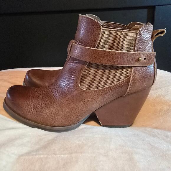 Korks by Kork-Ease brown chunky heel strap leather ankle boots booties size 9.5 - Picture 3 of 12
